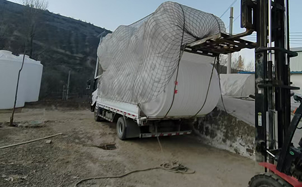 民乐塑料桶批量交付案例：满足多行业高标容器需求的一站式解决方案